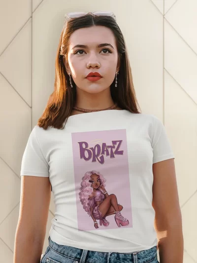 Bratz Remera Moda Muñecas Retro Cute Colección Outfit